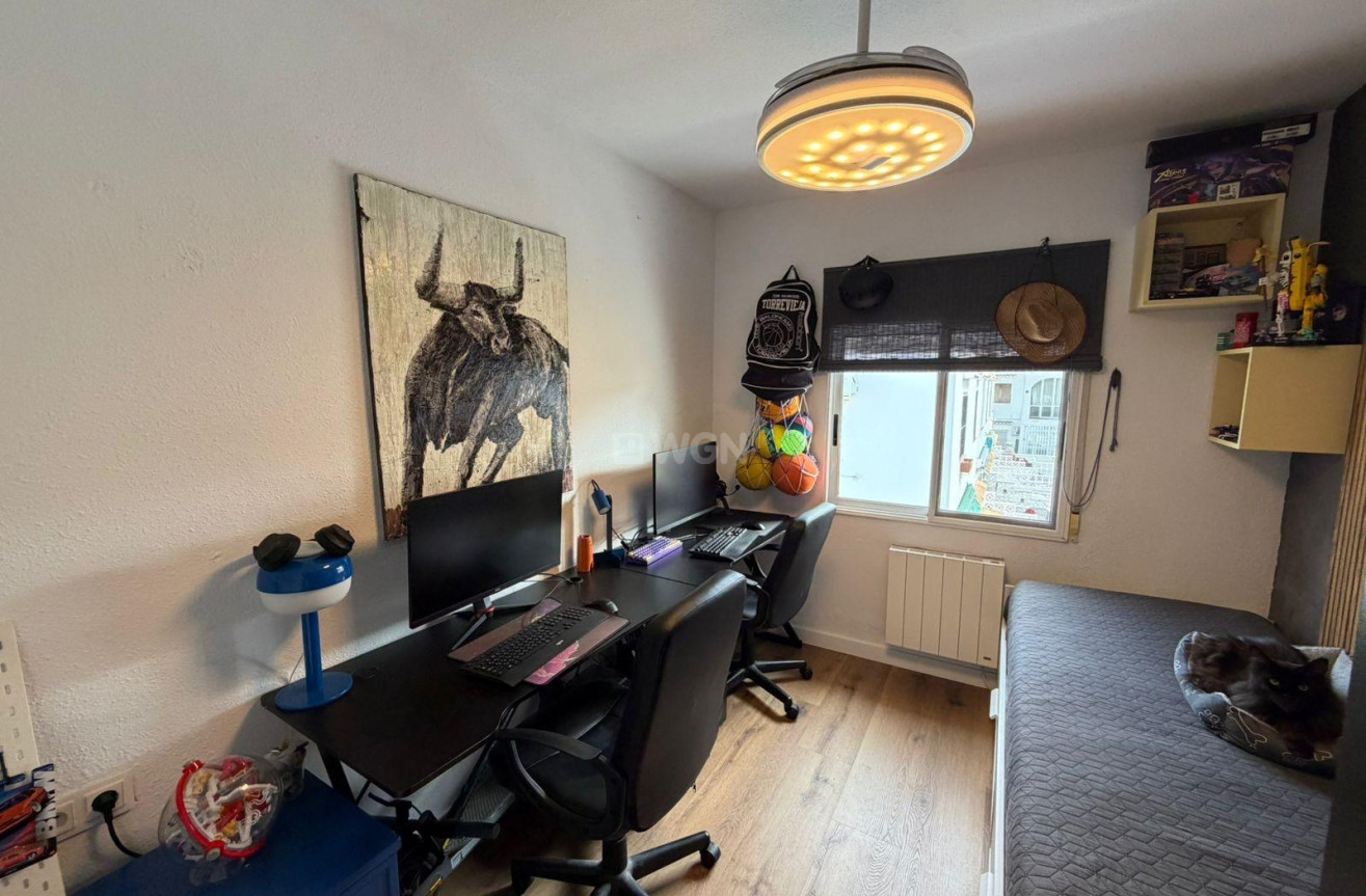 Odsprzedaż - Mieszkanie w bloku - Torrevieja - Los Balcones - Los Altos del Edén