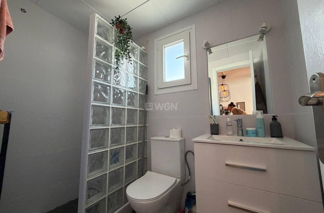 Odsprzedaż - Mieszkanie w bloku - Torrevieja - Los Balcones - Los Altos del Edén