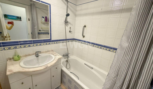 Odsprzedaż - Villa - Orihuela Costa - Playa Flamenca