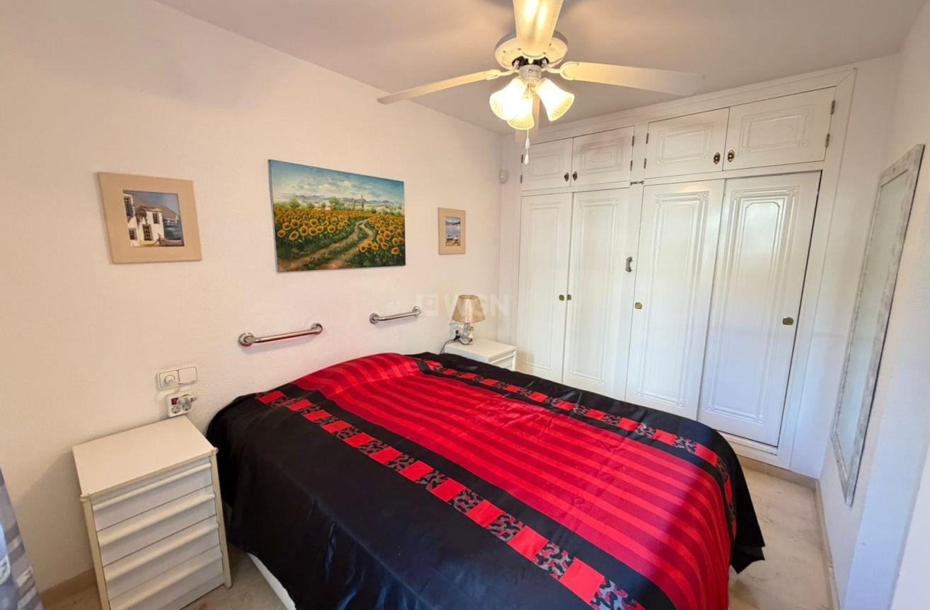 Odsprzedaż - Villa - Orihuela Costa - Playa Flamenca