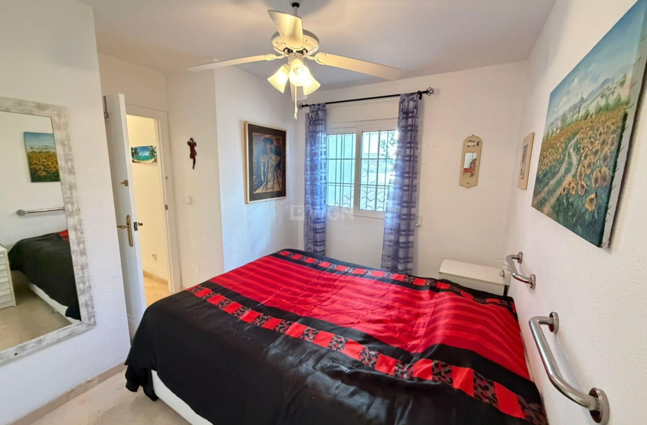 Odsprzedaż - Villa - Orihuela Costa - Playa Flamenca