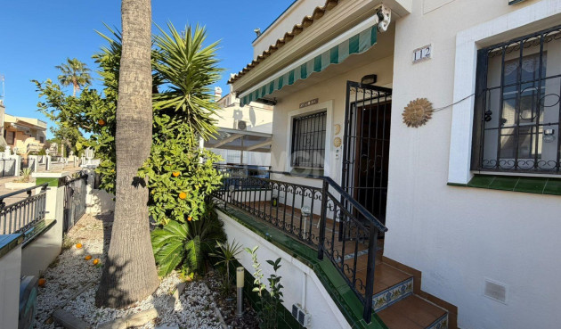 Odsprzedaż - Villa - Orihuela Costa - Playa Flamenca