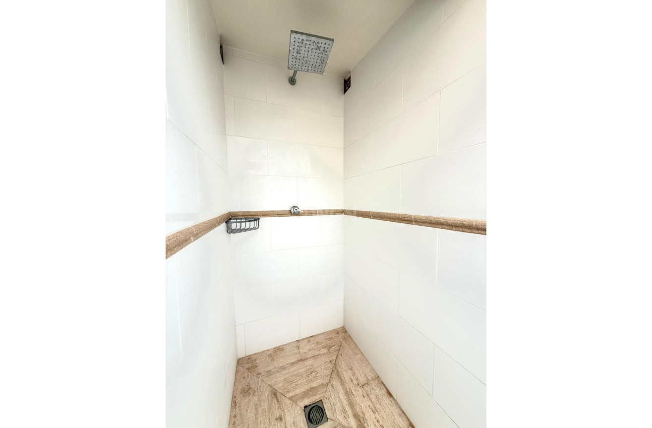 Odsprzedaż - Villa - Orihuela Costa - PAU 8