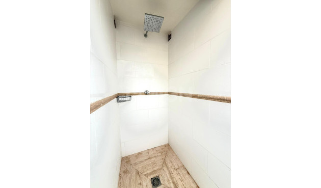 Odsprzedaż - Villa - Orihuela Costa - PAU 8