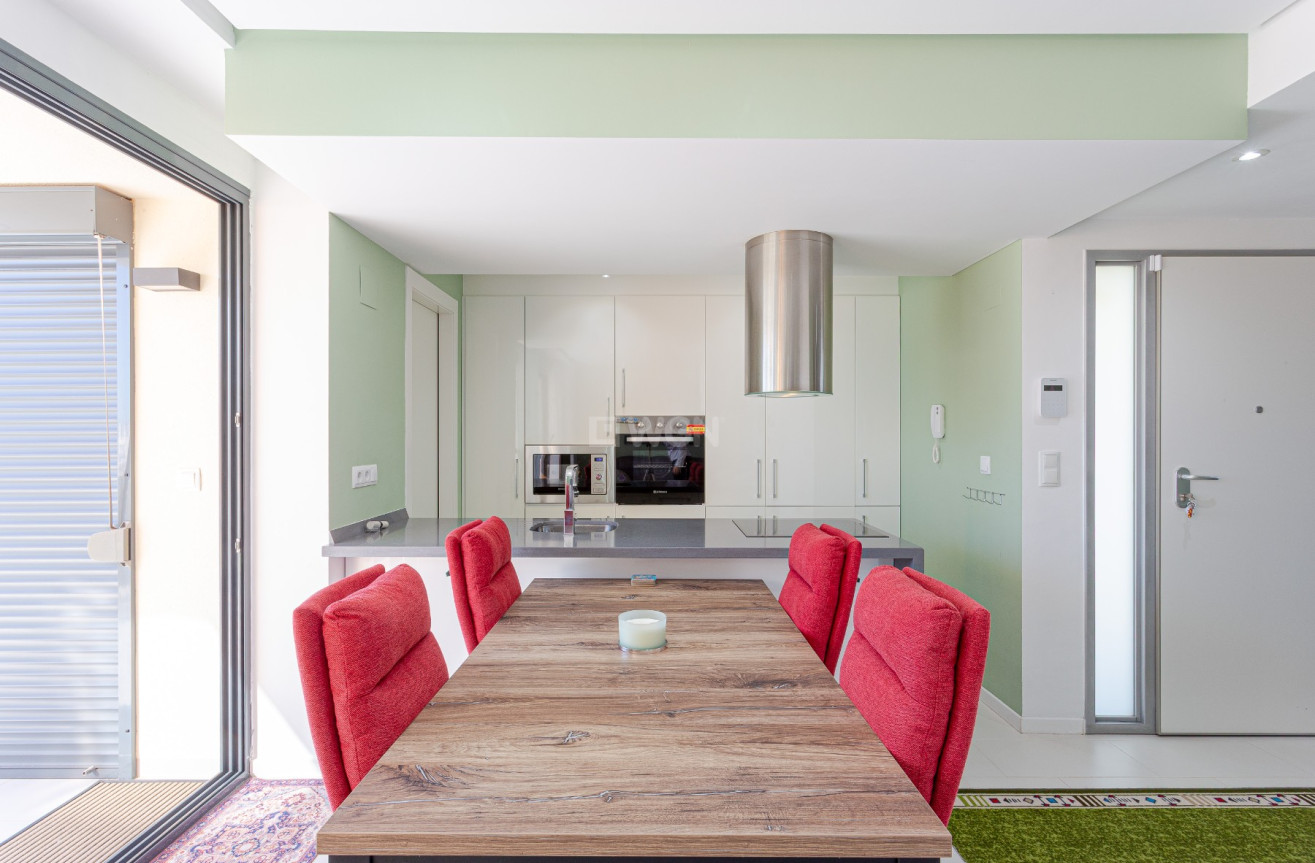 Odsprzedaż - Mieszkanie w bloku - Orihuela Costa - Costa Blanca