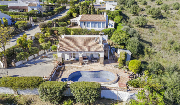 Odsprzedaż - Villa - Vinuela - Inland