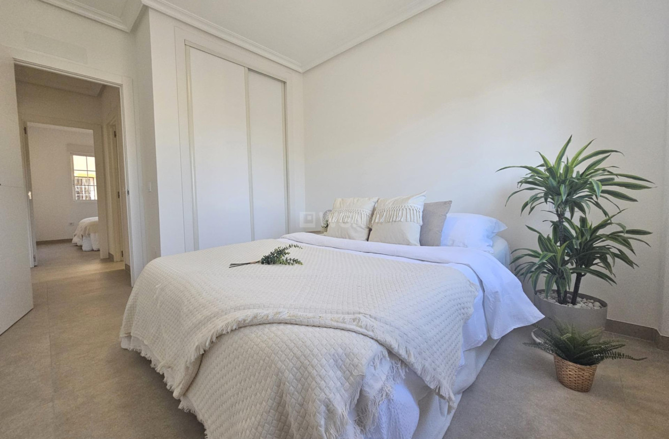 Odsprzedaż - Mieszkanie w bloku - Orihuela Costa - Lomas de Cabo Roig