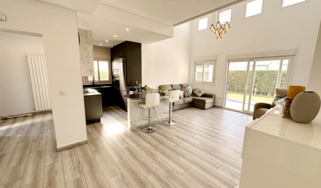 Reventa - Villa - La Torre Golf Resort - Inland