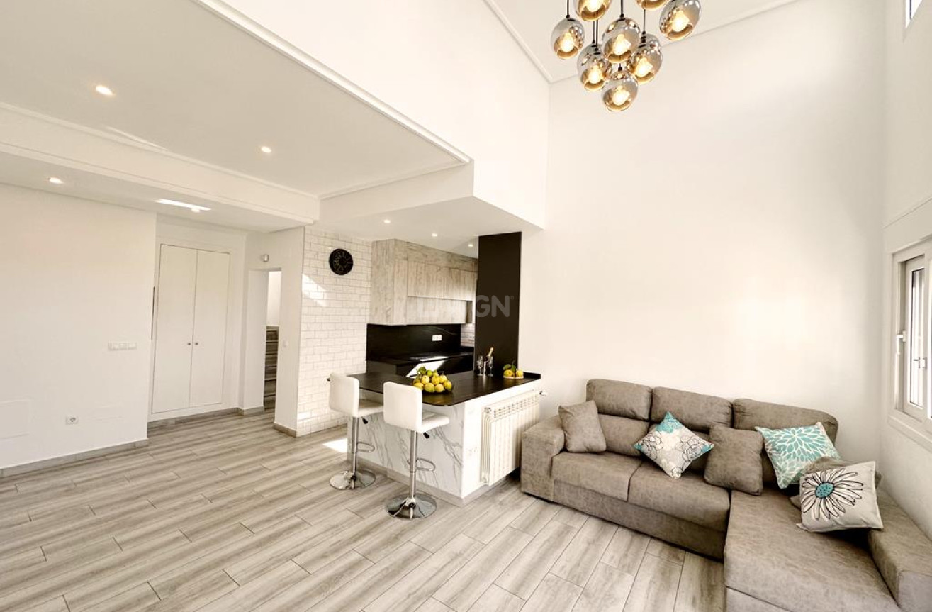 Reventa - Villa - La Torre Golf Resort - Inland