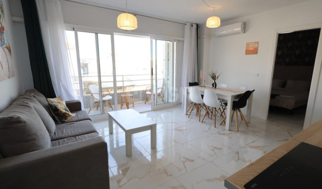 Resale - Apartment / flat - Torrevieja - Costa Blanca