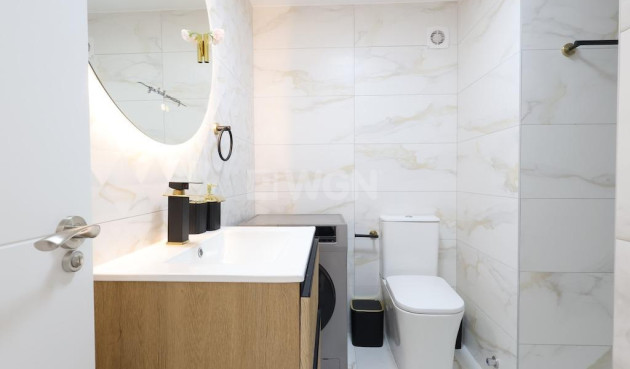 Resale - Apartment / flat - Torrevieja - Costa Blanca