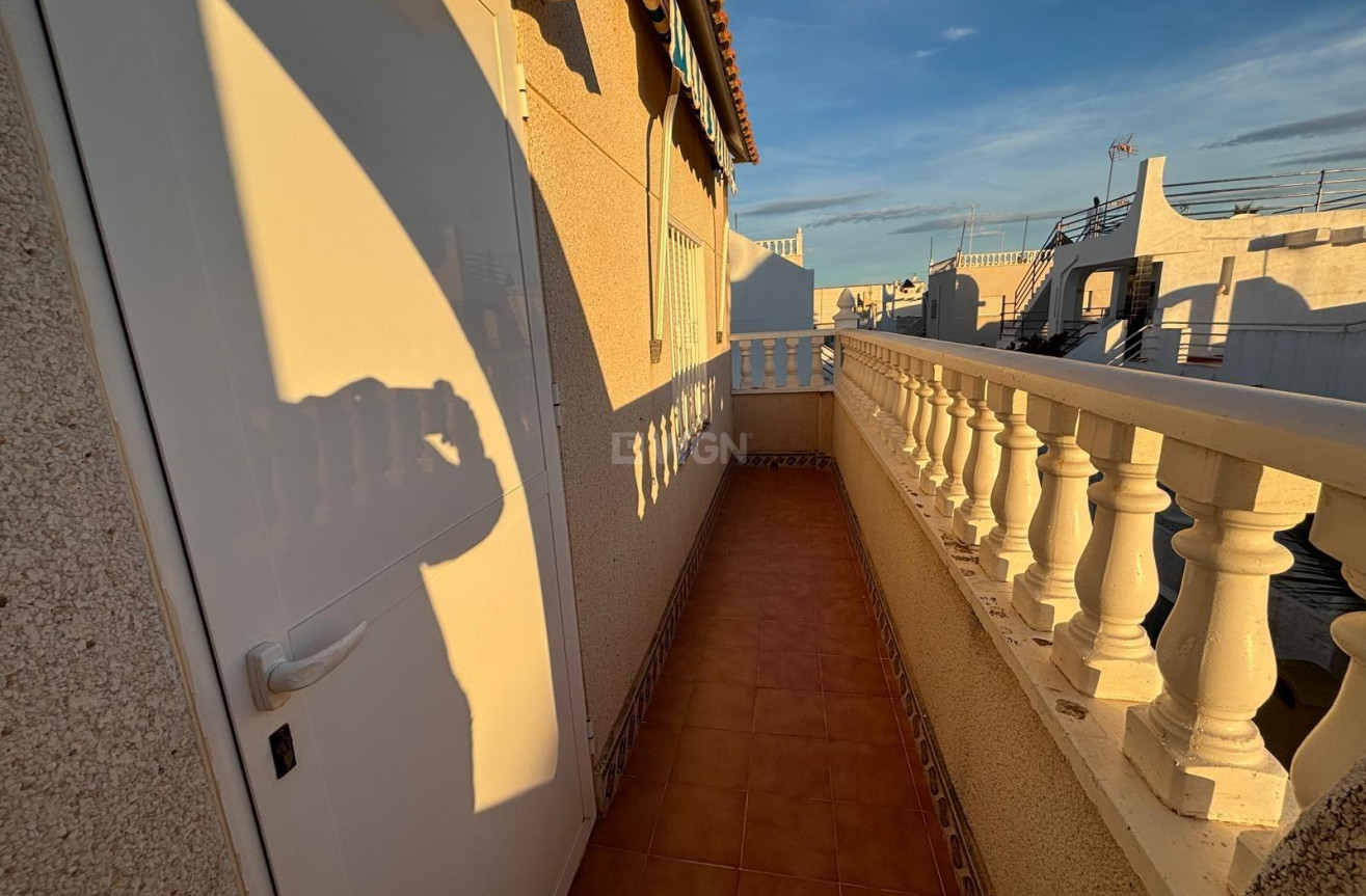 Odsprzedaż - Villa - Torrevieja - Carrefour