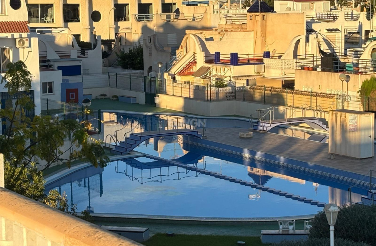 Odsprzedaż - Villa - Torrevieja - Carrefour