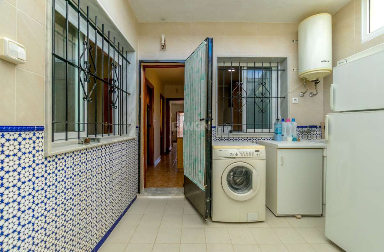 Odsprzedaż - Kamienica - Santiago de la ribera - Costa Calida