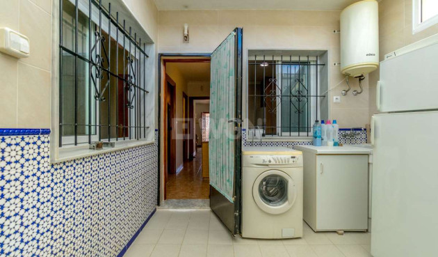 Odsprzedaż - Kamienica - Santiago de la ribera - Costa Calida