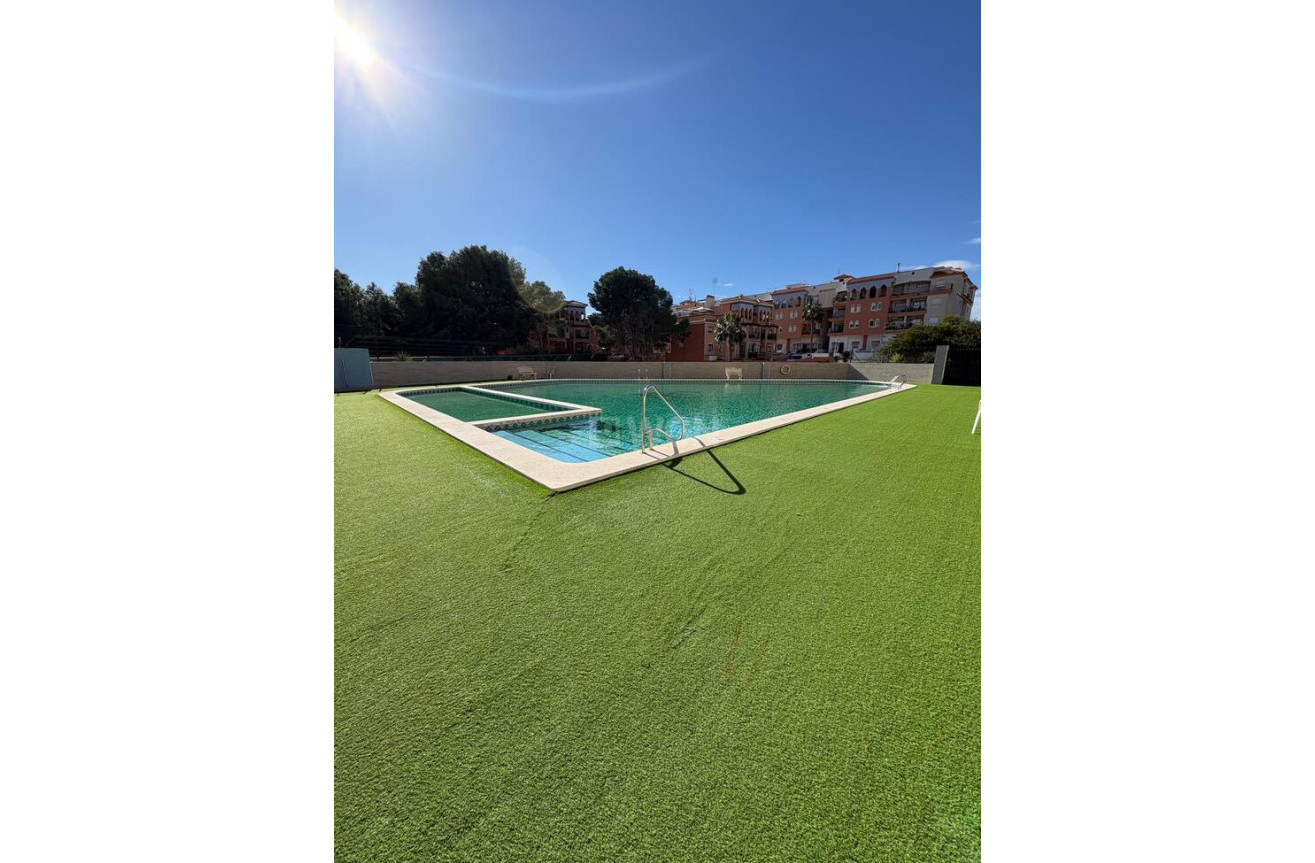 Odsprzedaż - Daszek - Playa Flamenca - Costa Blanca