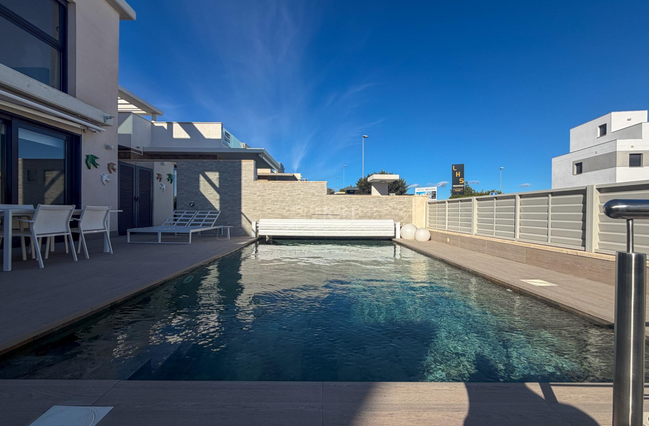 Odsprzedaż - Villa - San Miguel de Salinas - Bellavista