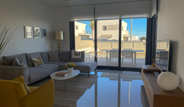 Odsprzedaż - Villa - San Miguel de Salinas - Bellavista