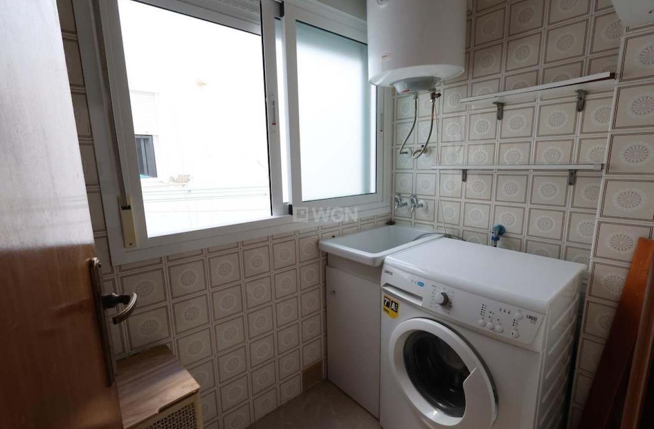 Resale - Apartment / flat - Torrevieja - Costa Blanca