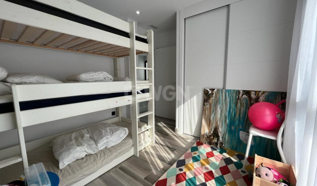 Odsprzedaż - Villa - Los Balcones - Costa Blanca