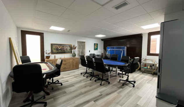 Odsprzedaż - Villa - Los Balcones - Costa Blanca