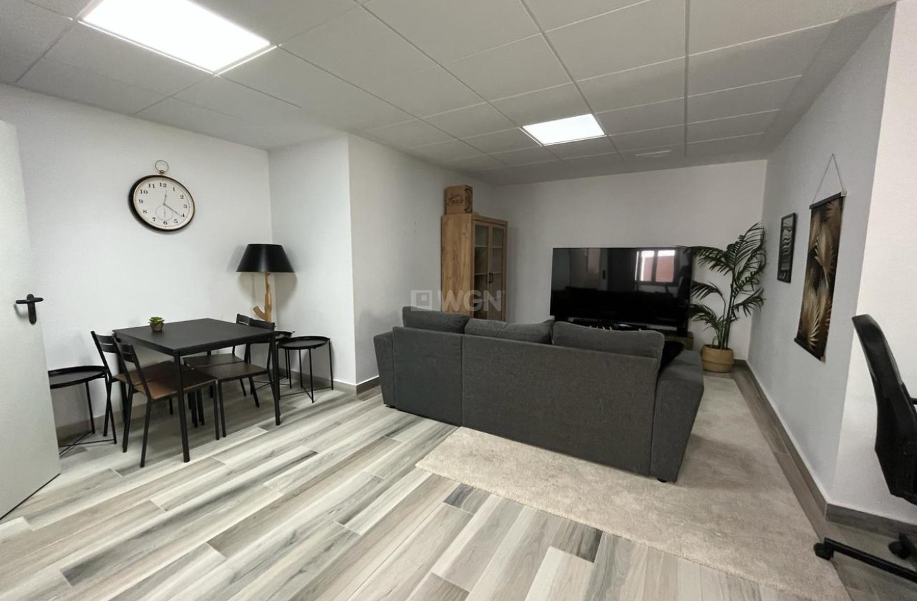 Odsprzedaż - Villa - Los Balcones - Costa Blanca