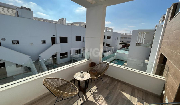 Odsprzedaż - Villa - Los Balcones - Costa Blanca