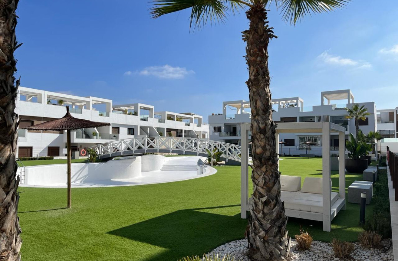 Odsprzedaż - Villa - Los Balcones - Costa Blanca