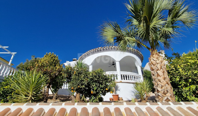 Odsprzedaż - Villa - Mondrón - Inland