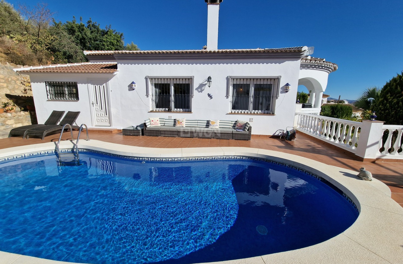 Odsprzedaż - Villa - Mondrón - Inland