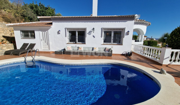 Odsprzedaż - Villa - Mondrón - Inland