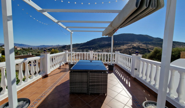 Odsprzedaż - Villa - Mondrón - Inland