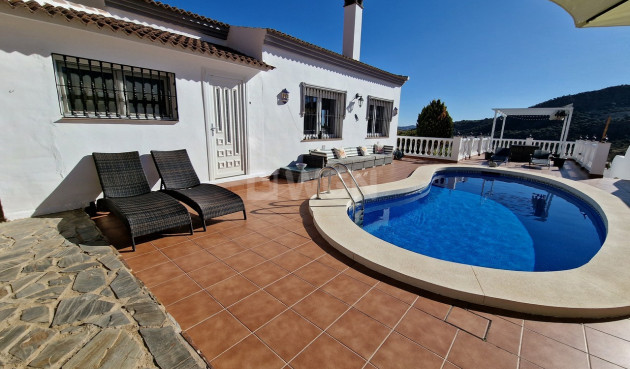 Odsprzedaż - Villa - Mondrón - Inland