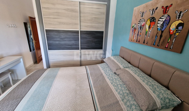 Odsprzedaż - Villa - Mondrón - Inland