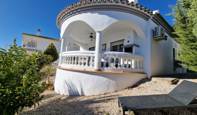 Odsprzedaż - Villa - Mondrón - Inland