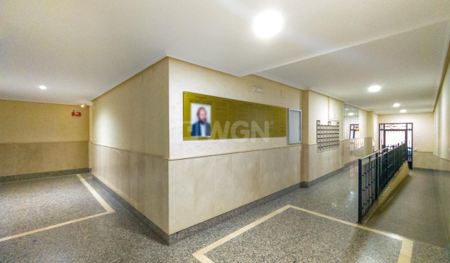 Reventa - Apartamento / piso - Torrevieja - Acequion