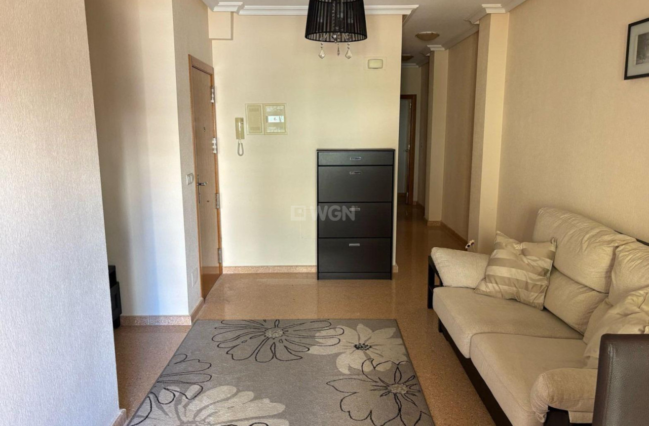 Resale - Apartment / flat - Torrevieja - Centro