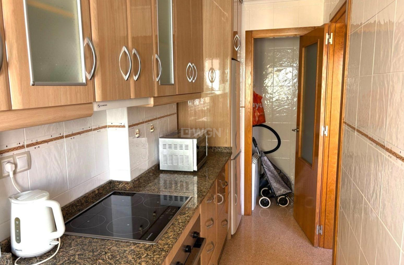 Resale - Apartment / flat - Torrevieja - Centro