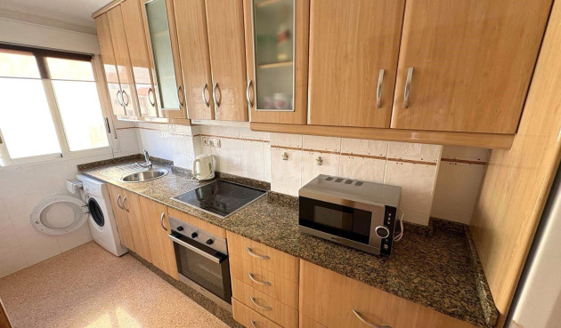 Resale - Apartment / flat - Torrevieja - Centro