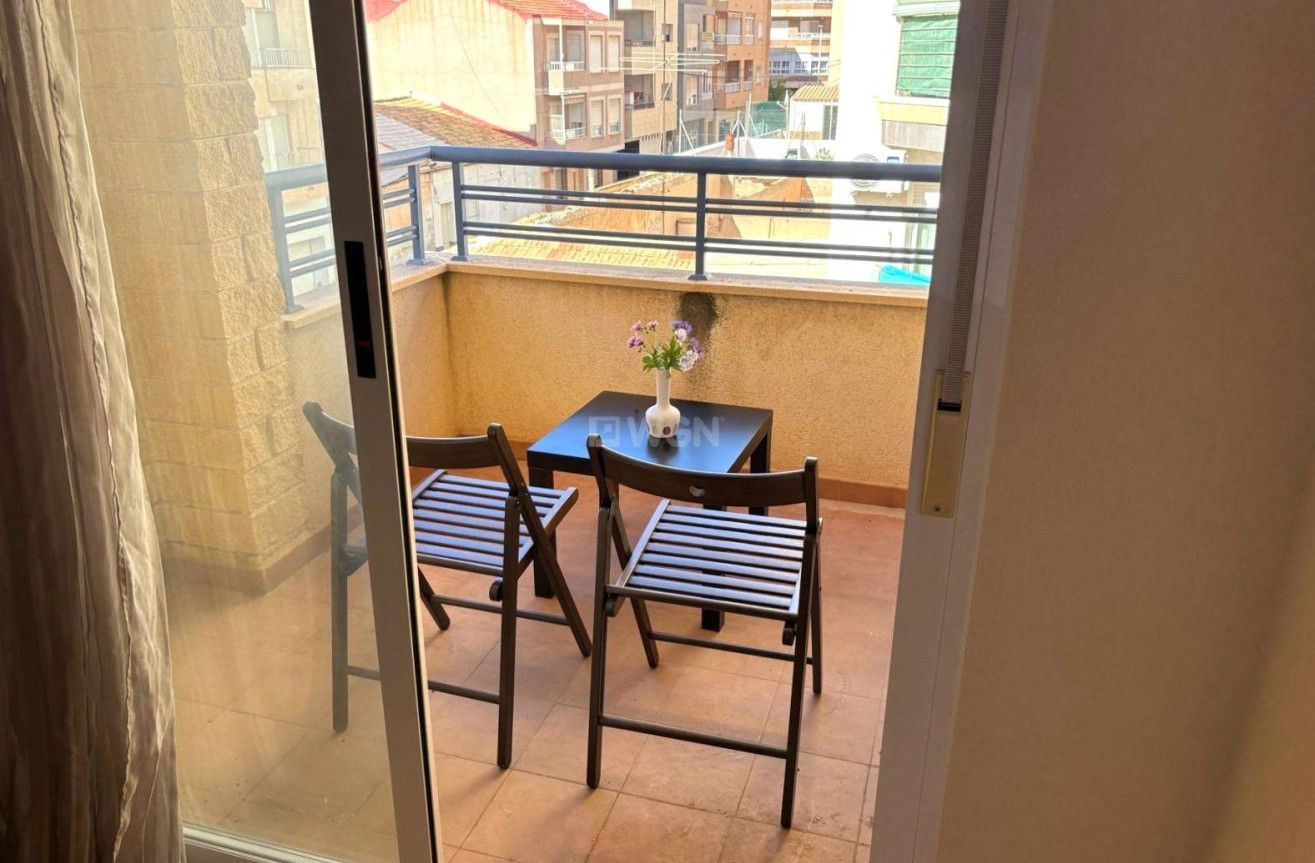Resale - Apartment / flat - Torrevieja - Centro