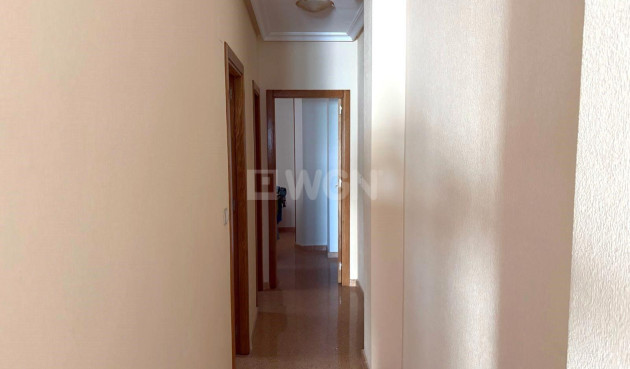 Resale - Apartment / flat - Torrevieja - Centro