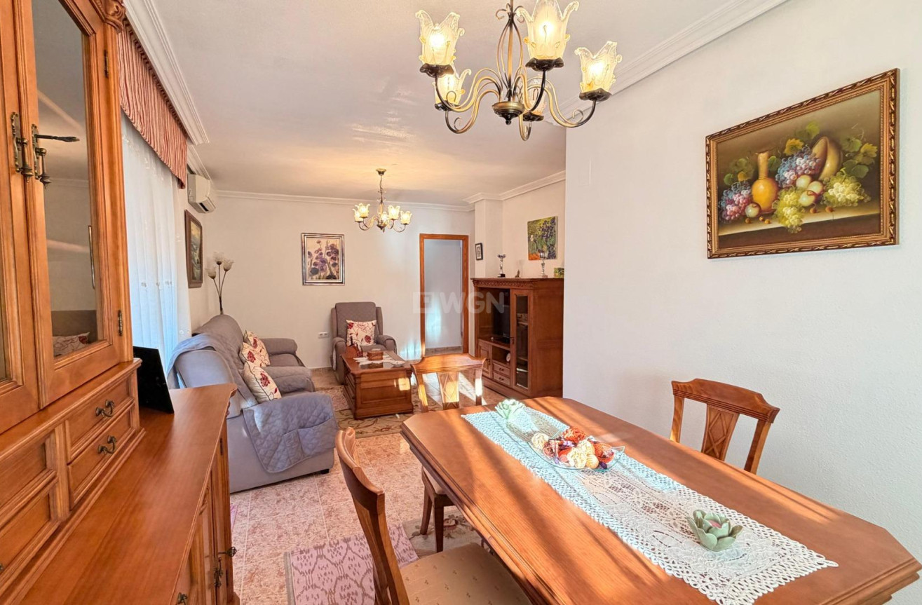 Odsprzedaż - Daszek - Torrevieja - Acequion