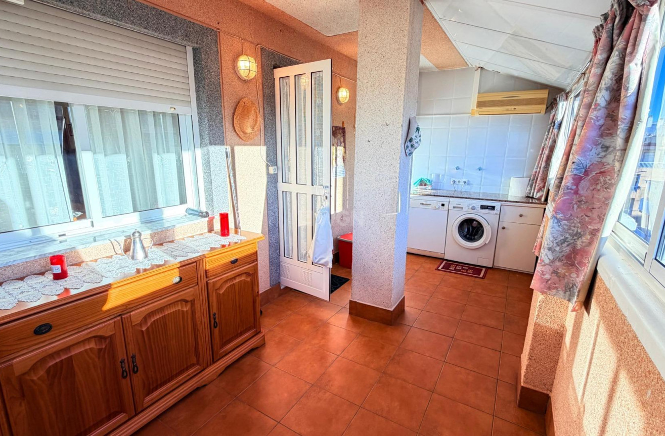 Odsprzedaż - Daszek - Torrevieja - Acequion