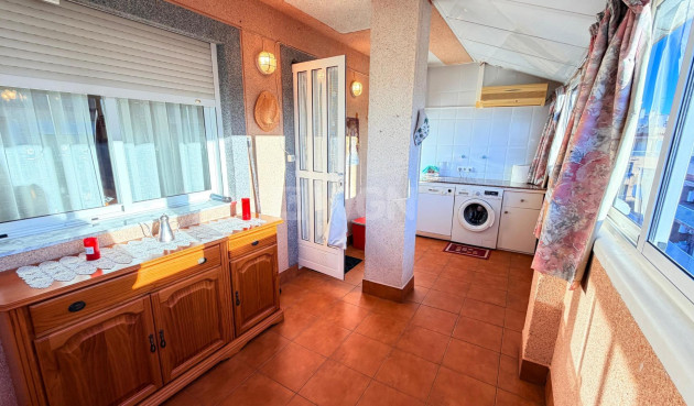 Odsprzedaż - Daszek - Torrevieja - Acequion