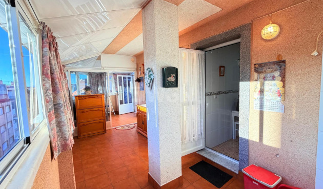 Odsprzedaż - Daszek - Torrevieja - Acequion