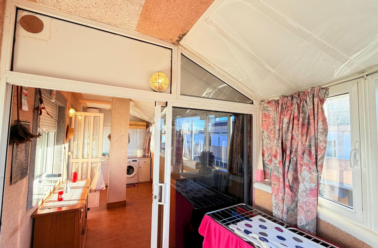 Odsprzedaż - Daszek - Torrevieja - Acequion