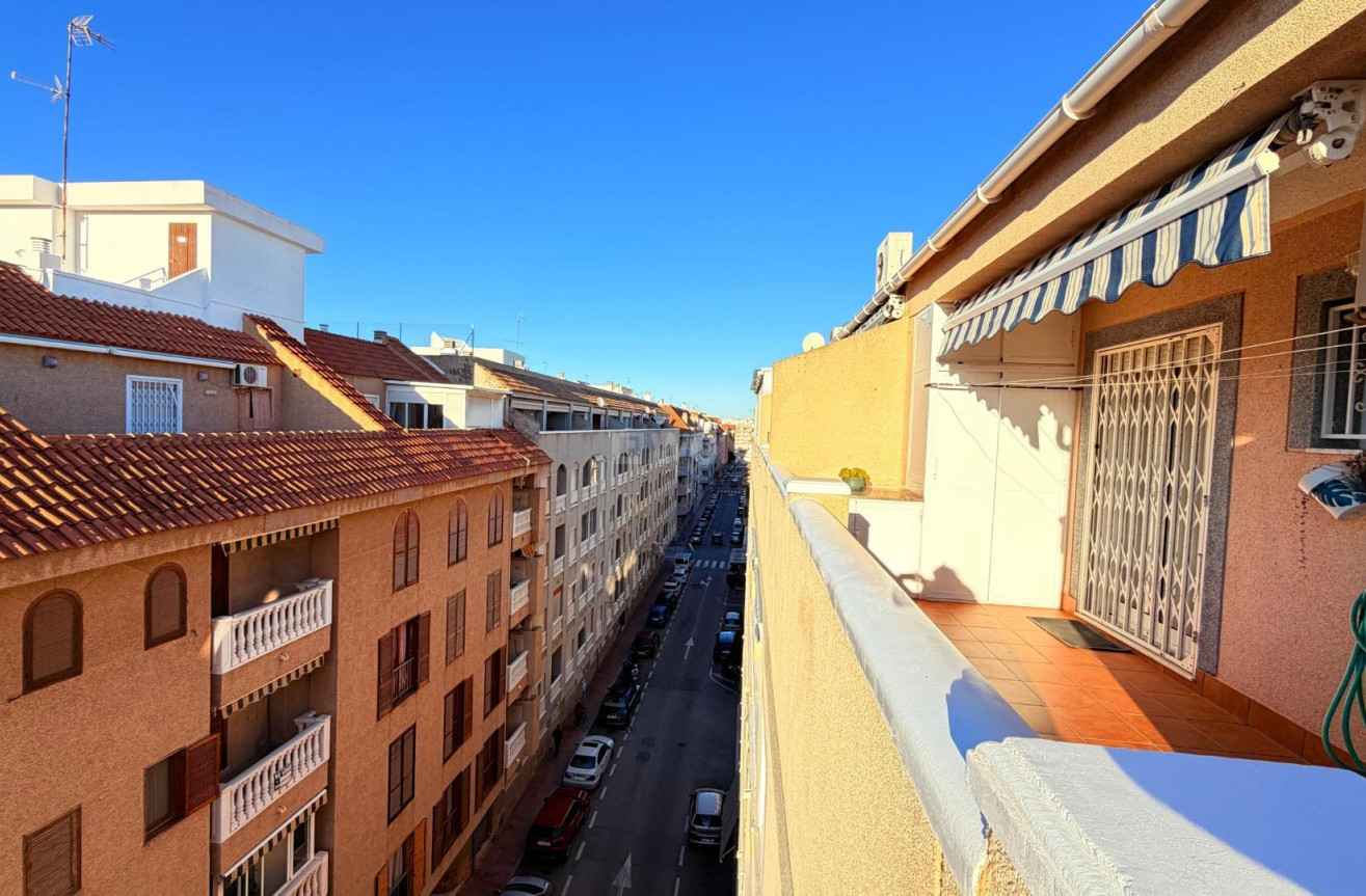 Odsprzedaż - Daszek - Torrevieja - Acequion