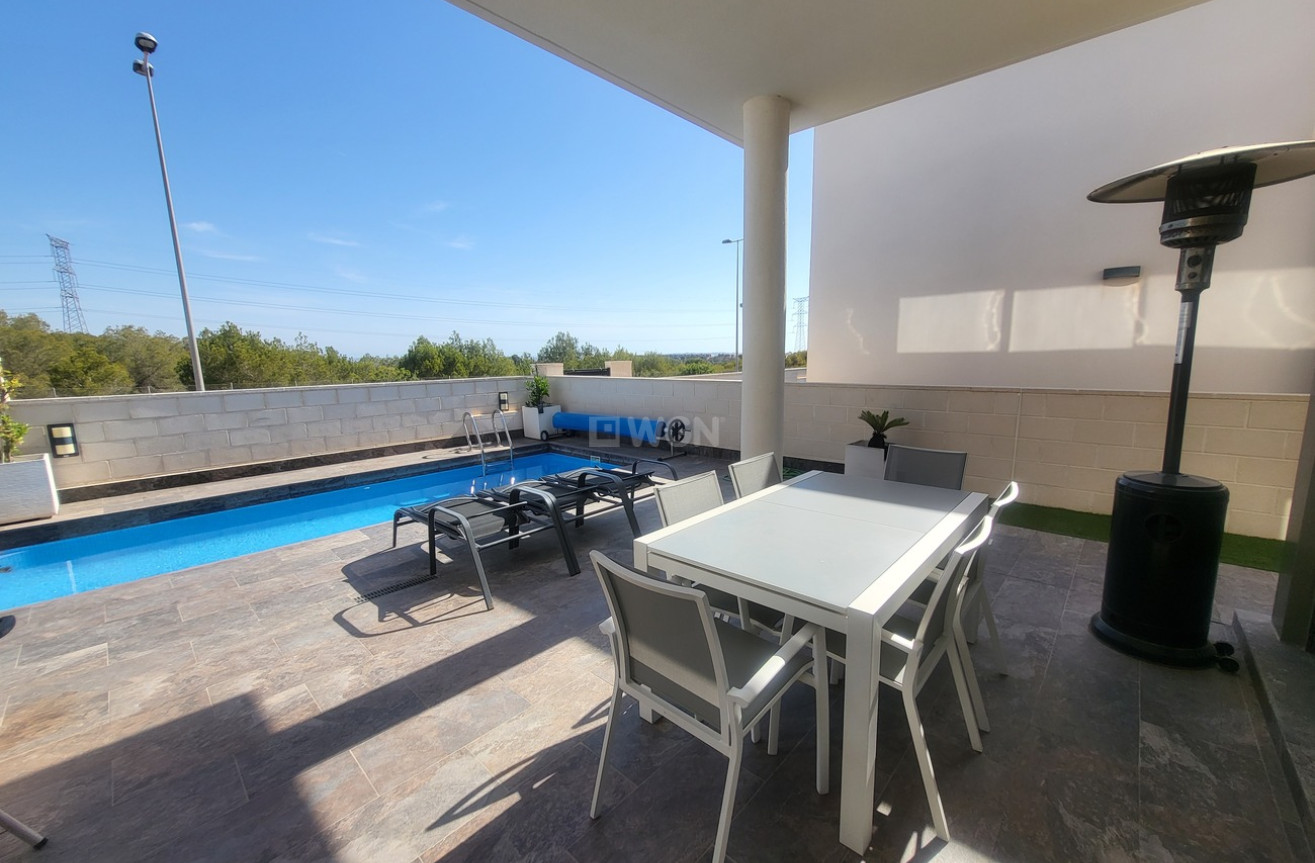 Reventa - Villa - Orihuela Costa - Costa Blanca