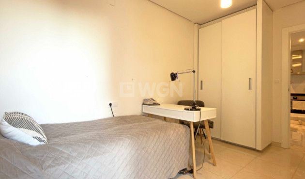 Odsprzedaż - Mieszkanie w bloku - Orihuela Costa - Costa Blanca