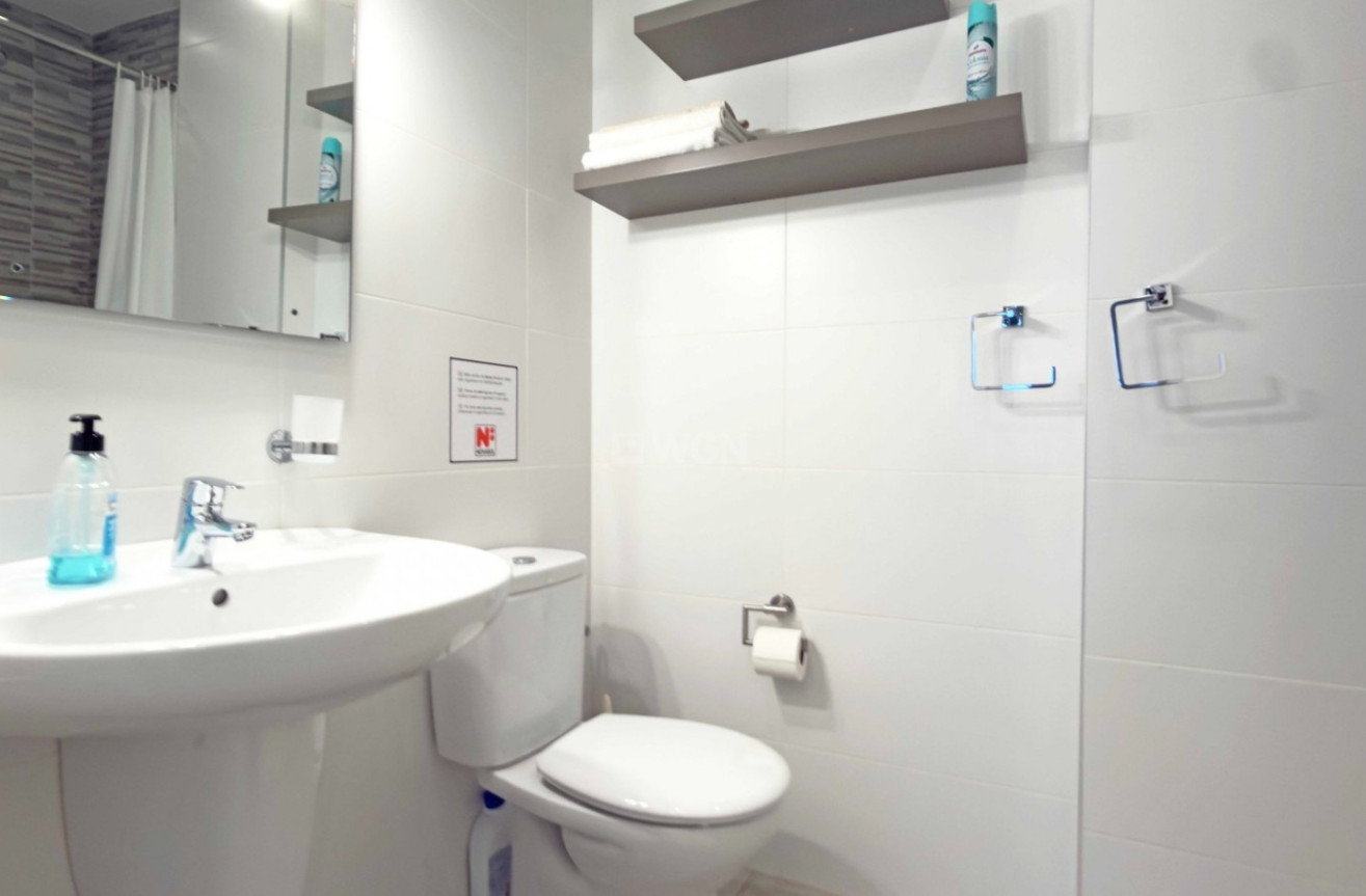 Odsprzedaż - Mieszkanie w bloku - Orihuela Costa - Costa Blanca